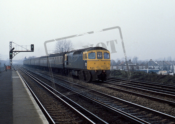 33024 1980-01-15 Raynes Park