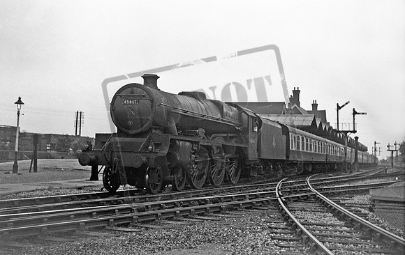 45667 196c Trent