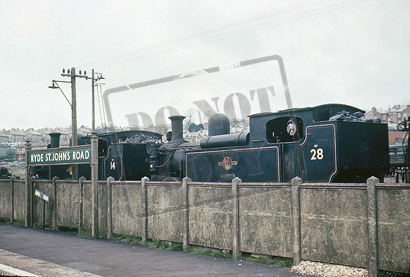 W28 1966 Ryde St John's Road