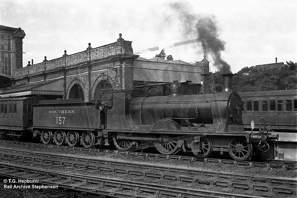 157 1937 Bournemouth Central