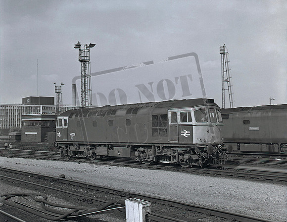 33028 1980-05-09 Bristol TM
