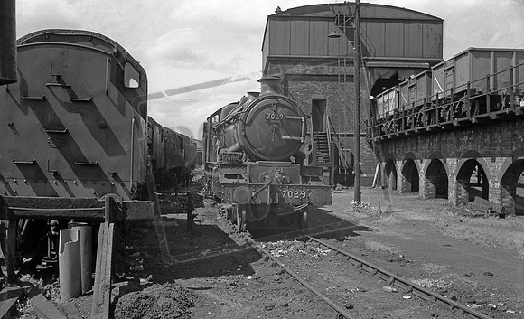 7029 1965-08-05 Gloucester Horton Road