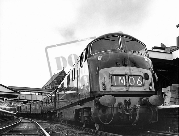 D825 1963-04-01 Saltash