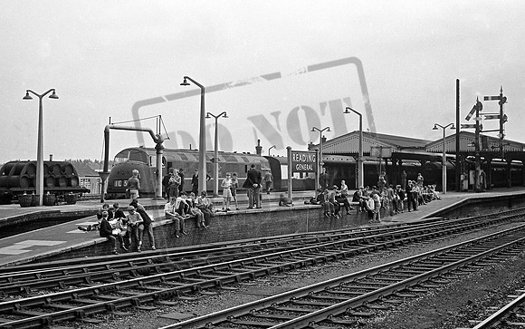 D818 1961-08 Reading General