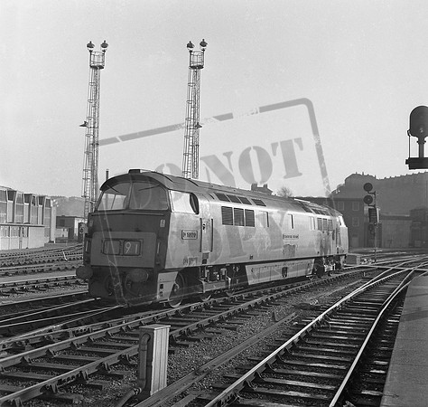 D1020 1965-11 Bristol