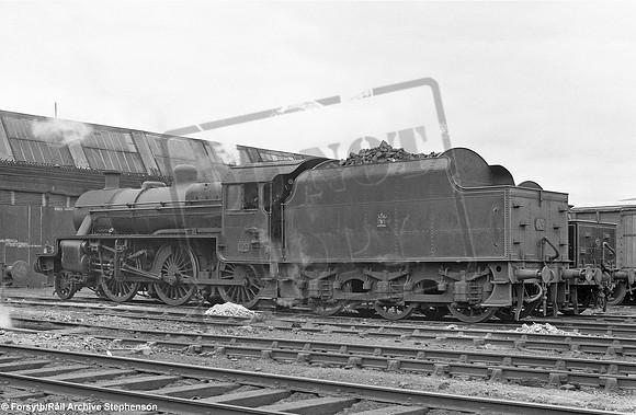UTA 104 1962-06-02 Adelaide shed Belfast