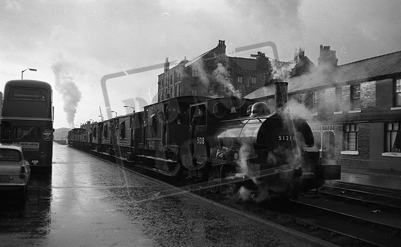 51218 1967-10-29 RVRS-LCGB Mode Wheel railtour Trafford Parkwhere--ROneg-1612-485-094