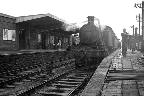 4136 1964-06-11 Glyn Neath