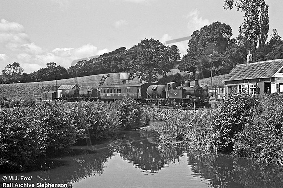 1451 1962-08-08 Hemyock