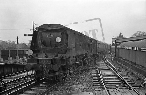 34102 1966-11-25 Brockenhurst