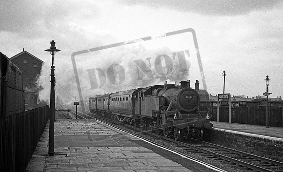 42587 1965-04-23 Moses Gate