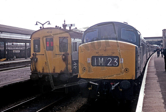 DEMU 1016 Hastings DEMU Exeter 1970s