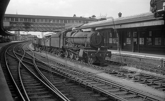 6847 1965-06-19 Gloucester Central