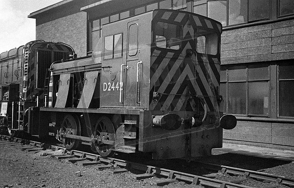 D2442 1961-06-18 Corkerhill