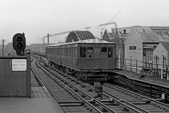 LOR 27 1956-05-14 Huskisson Dock