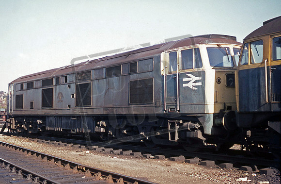 1200 1976-07 Newport Ebbw Junction