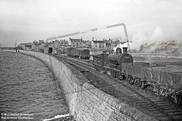 57620 1951-10 Burghead