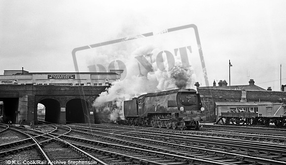 34084 1958-05-17 Tonbridge