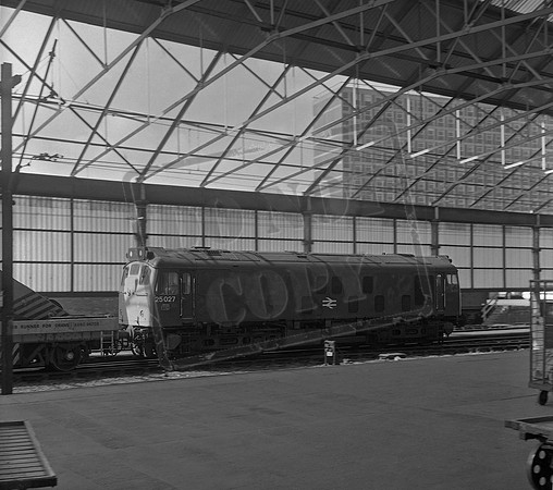 25027 1980-04 Crewe