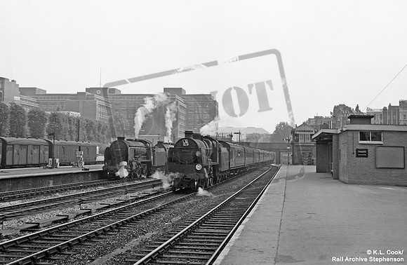 31900 1959-08-08 Kensington Olympia