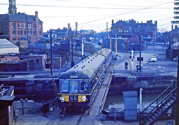 DMU 1963-04-21 Union Dock Grimsby
