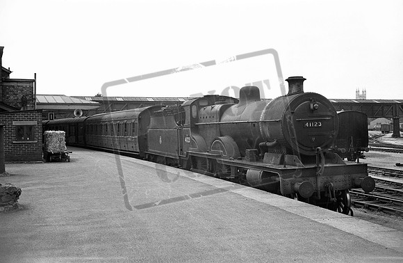 41123 1957c Gloucester Eastgate