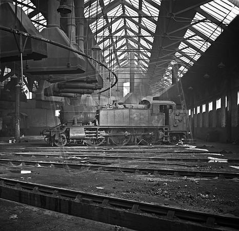 6144 1963-03-23 Aberdare shed