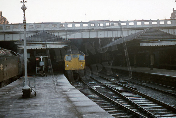 27xxx 1975 Waverley