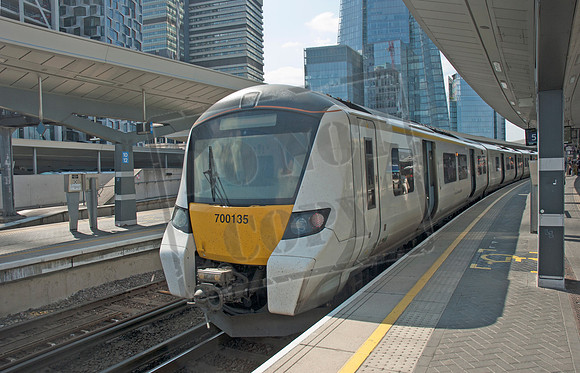 700135 2025-06-16 London Bridge