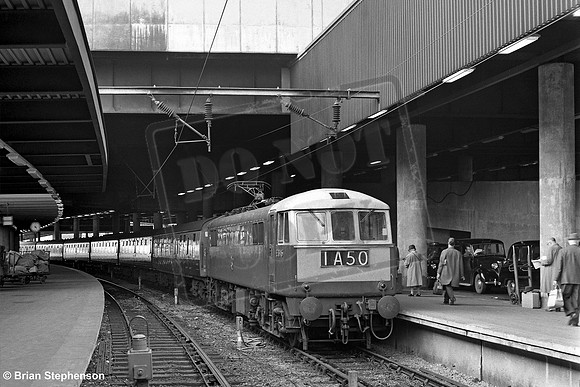 E3116 1966-05-07 Euston