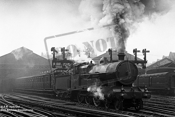 207 1926-04-24 Euston