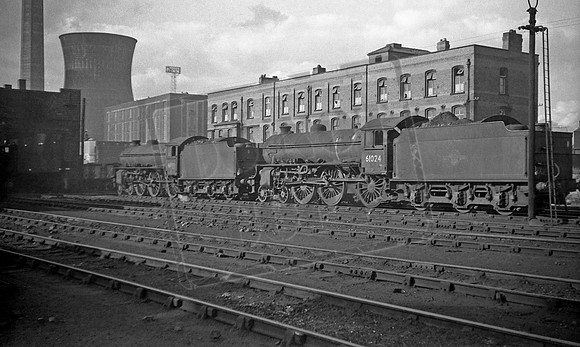 61024 1963 Wakefield shed