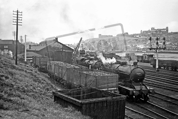 69860 1952-07-09 Whitby shed