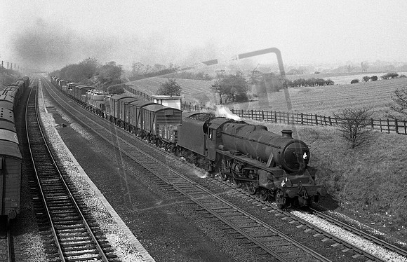 45195 1966-04-30 Charnock Richard
