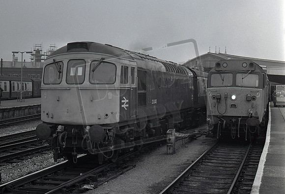 33045 1983-09-26 Bristol TM