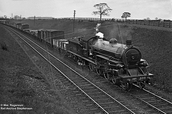 825 1923-05-18 near Darlington