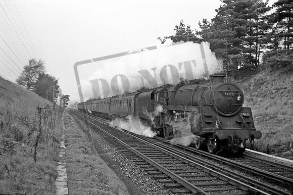 73155 1966-11-24 Beaulieu Road