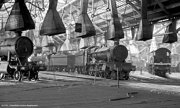 4974 1947 Old Oak Common