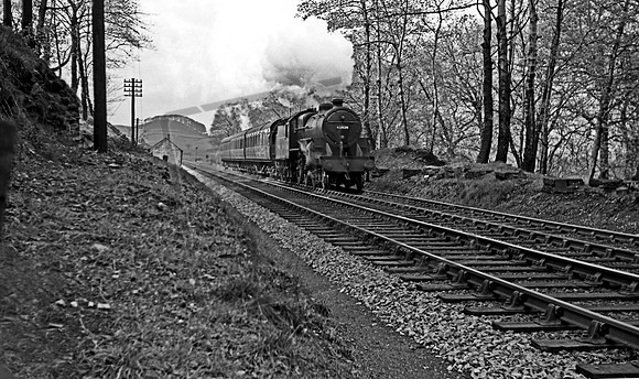 42828 1953-05-09 near Cornholme