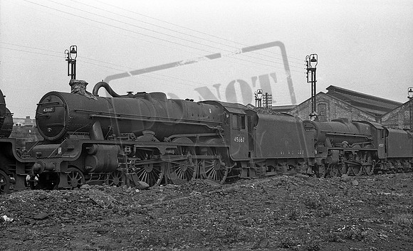 45667 1962-10-07 Burton