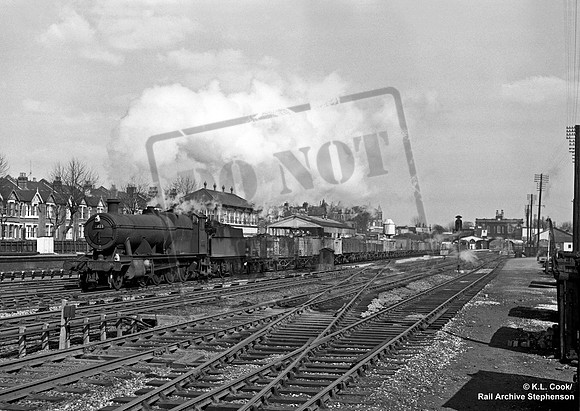 2823 1958-04-12 West Ealing