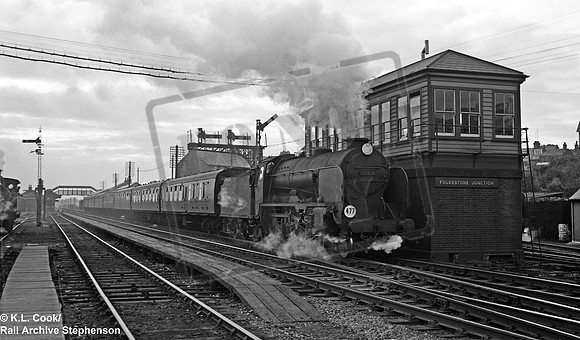 30919 1958-10-18 Folkestone Junction