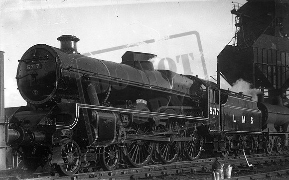 5717 1947 Not Bank Hall coaler- this is Crewe Northl-ROGneg-1503-730