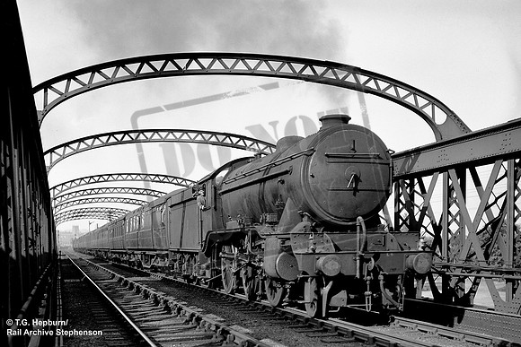 1824 1947-08-16 Wilford Bridge