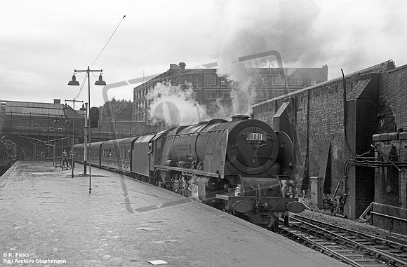 46256 1960c Euston