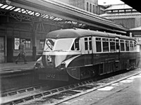DMU W13W 1950s Swansea High Street