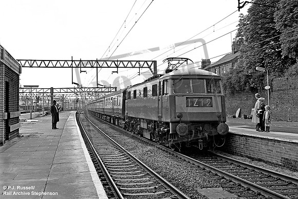 E3024 1966 Tring