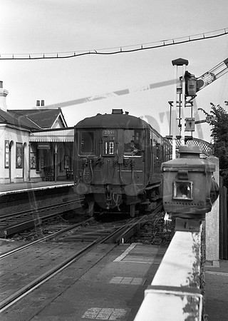 EMU 2091 1964 Pevensey & Westham