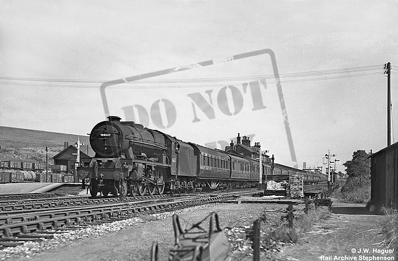 46117 1940s Hellifield