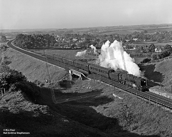35030 1966-05-28 Upwey